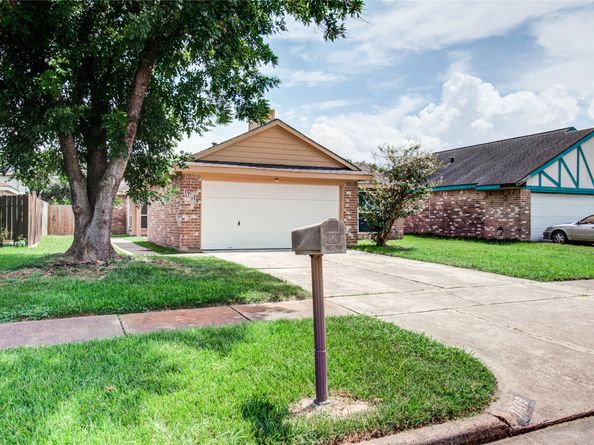 17419 Lobo Trail, Houston TX 77084