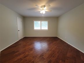 10 Dovewood Place, Spring TX 77381