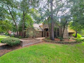 10 Dovewood Place, The Woodlands TX 77381