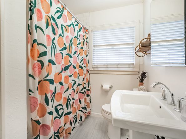 3439 Wentworth Street, Houston TX 77004