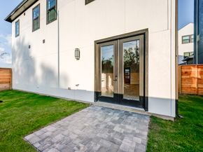 3223 Royal Oaks Hollow Lane, Houston TX 77082