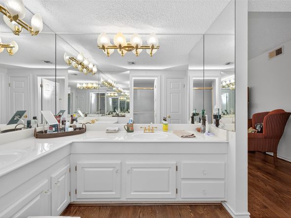 14655 Champion Forest Drive 505, Houston TX 77069