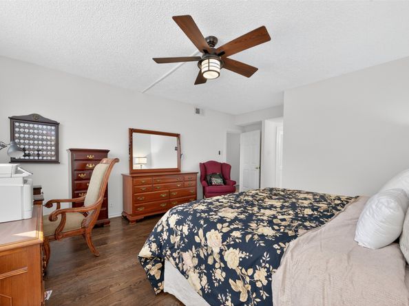 14655 Champion Forest Drive 505, Houston TX 77069