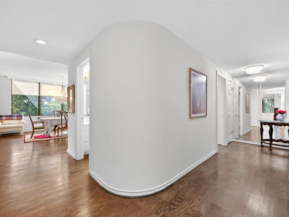 14655 Champion Forest Drive 505, Houston TX 77069