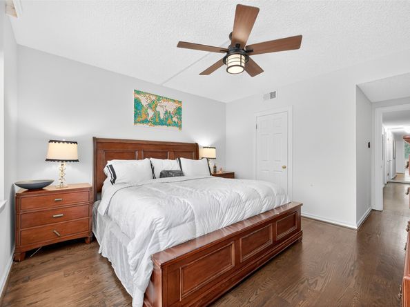 14655 Champion Forest Drive 505, Houston TX 77069