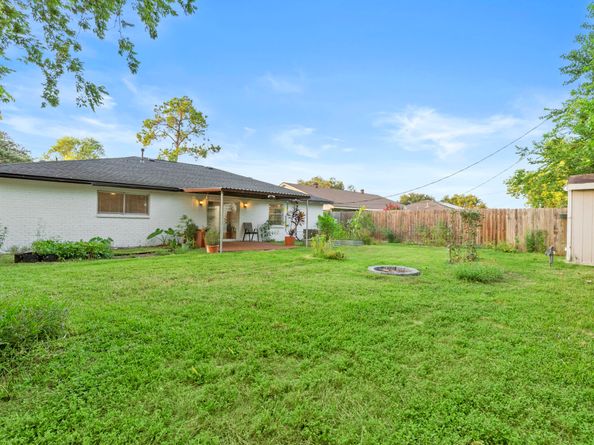6403 Tiffany Drive, Houston TX 77085