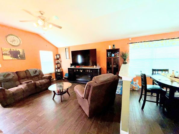 2315 Shady Tree Lane, Conroe TX 77301