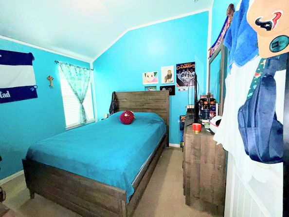 2315 Shady Tree Lane, Conroe TX 77301