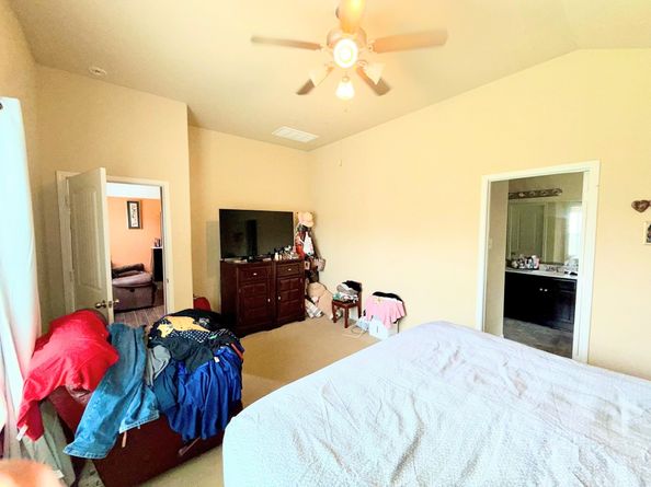 2315 Shady Tree Lane, Conroe TX 77301