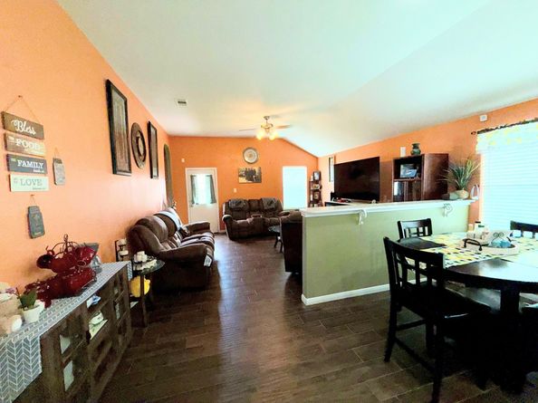 2315 Shady Tree Lane, Conroe TX 77301