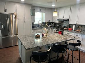 8823 Shadow Crest Street, Houston TX 77074