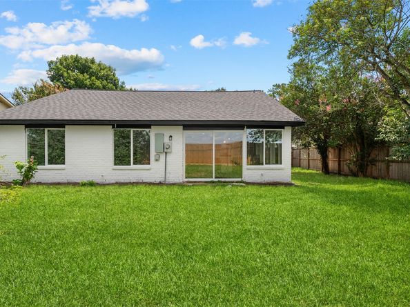 8603 Twisting Vine Lane, Houston TX 77040