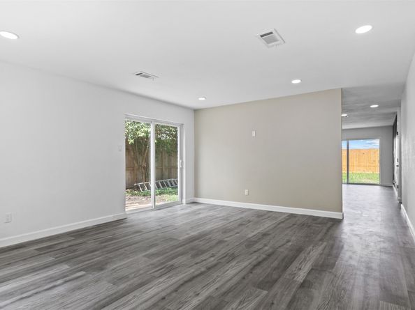 8603 Twisting Vine Lane, Houston TX 77040