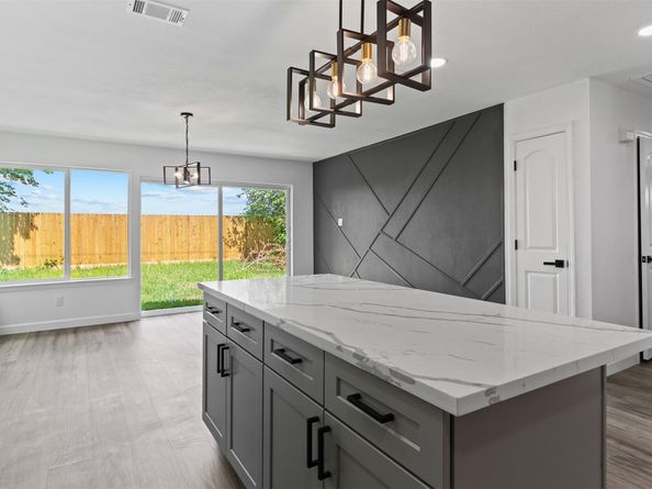 8603 Twisting Vine Lane, Houston TX 77040