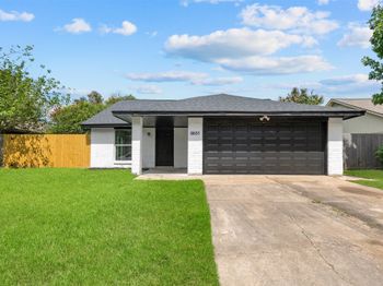 8603 Twisting Vine Lane