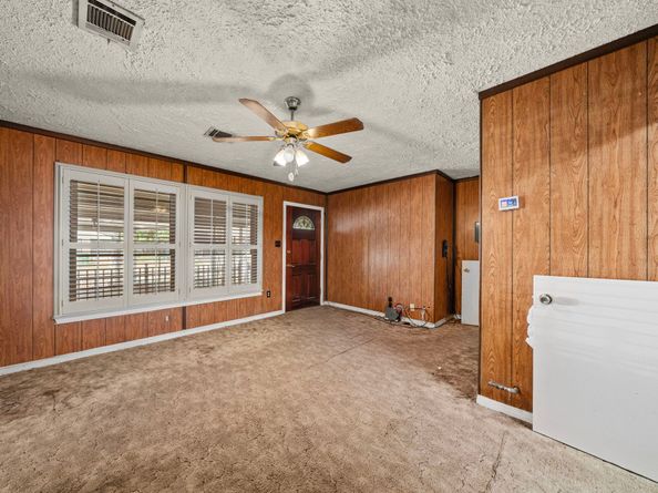 56 Wellford Street, Houston TX 77022