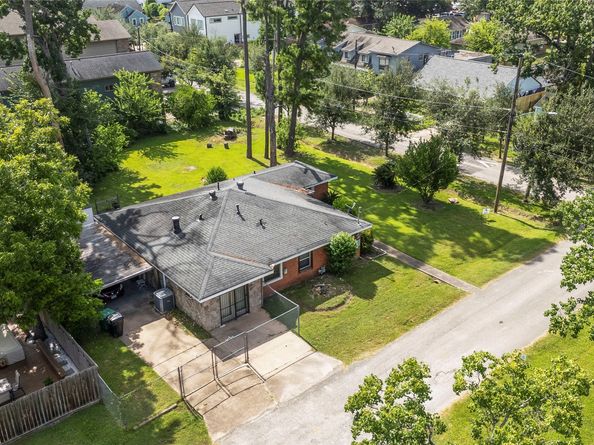 416 Fenn Street, Houston TX 77018