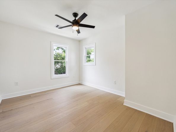 1204 Studewood Street, Houston TX 77008