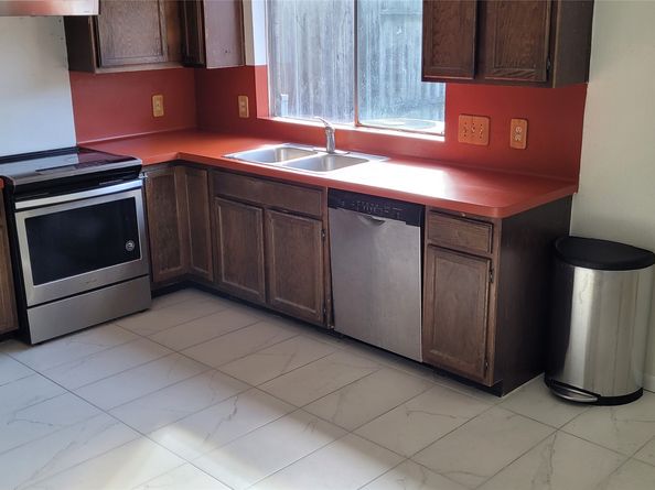 2270 Gemini Street, Houston TX 77058