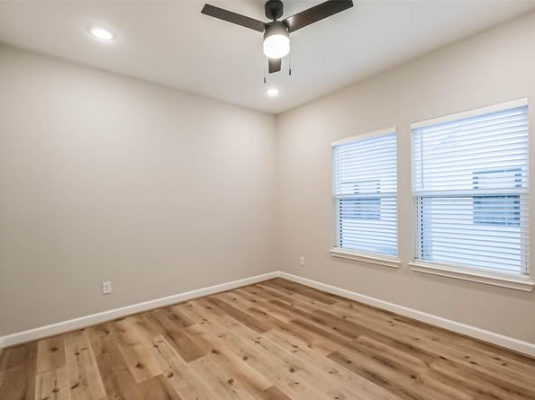 2353 Hoskins Drive, Houston TX 77080