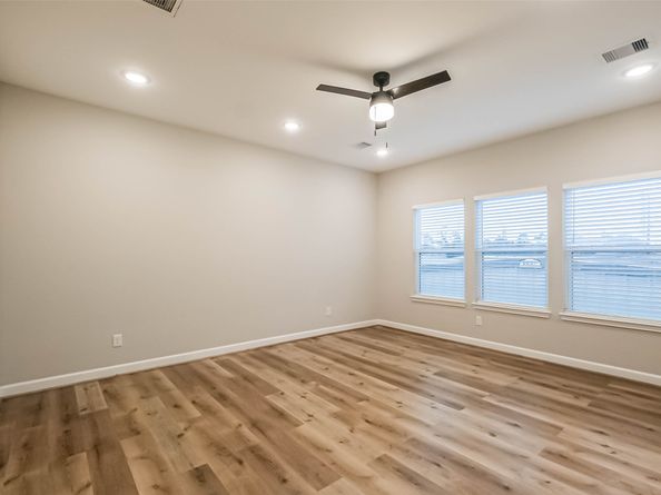 2353 Hoskins Drive, Houston TX 77080