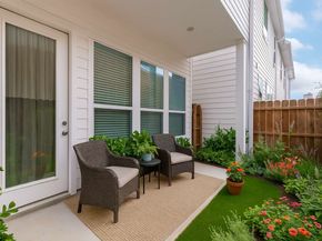 2353 Hoskins Drive, Houston TX 77080