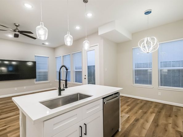 2353 Hoskins Drive, Houston TX 77080