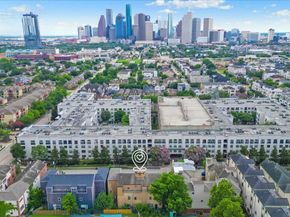 1020 Columbus Street, Houston TX 77019