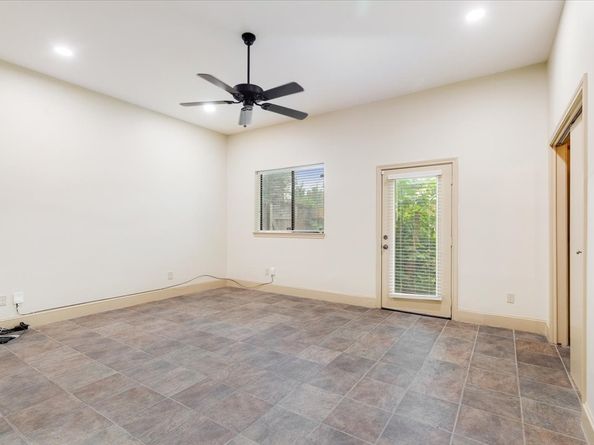 1020 Columbus Street, Houston TX 77019