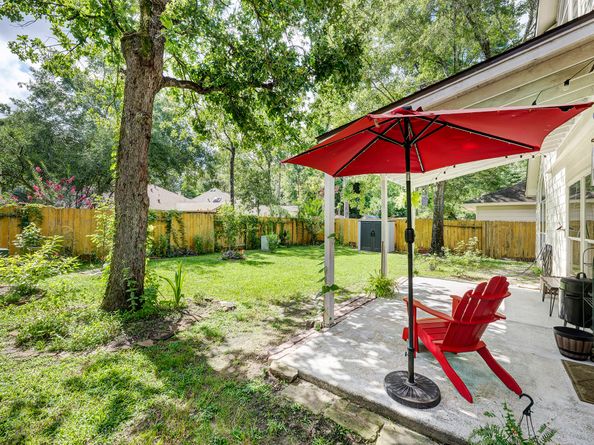 10 E Misty Dawn Drive, The Woodlands TX 77385