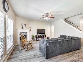 10 E Misty Dawn Drive, The Woodlands TX 77385
