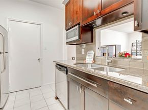 2475 Underwood Street 290, Houston TX 77030