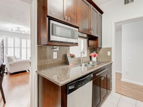 2475 Underwood Street 290, Houston TX 77030