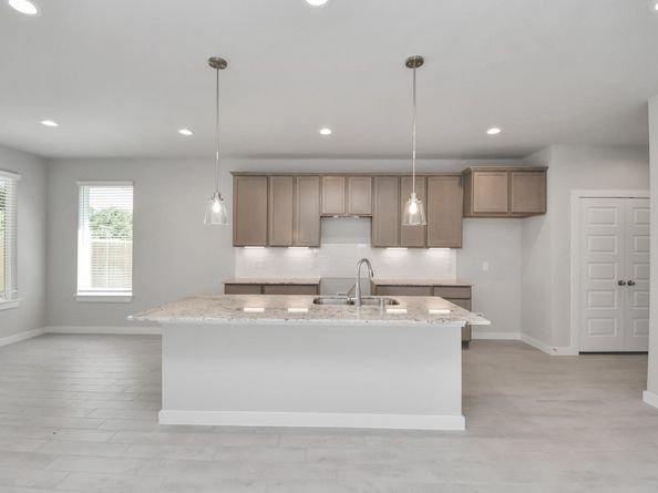 12042 Maple Oak Drive, Houston TX 77066