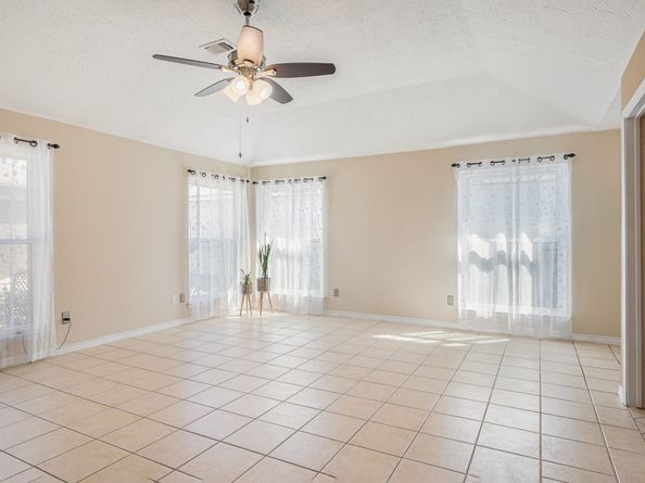 13930 Bonnercrest Drive, Houston TX 77083