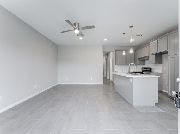 142 Calloway Street, Houston TX 77029