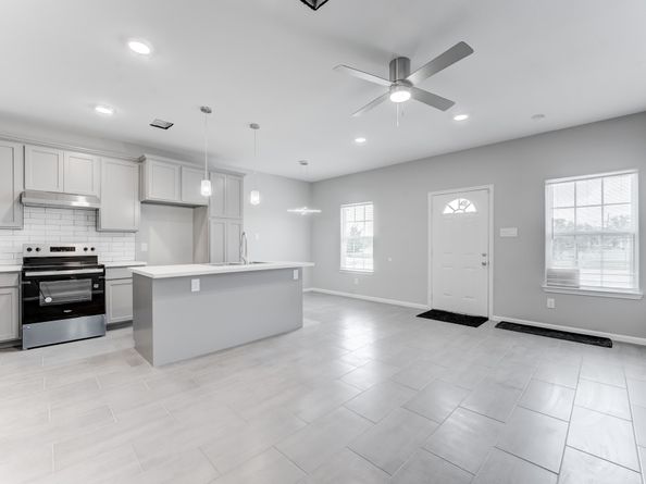142 Calloway Street, Houston TX 77029