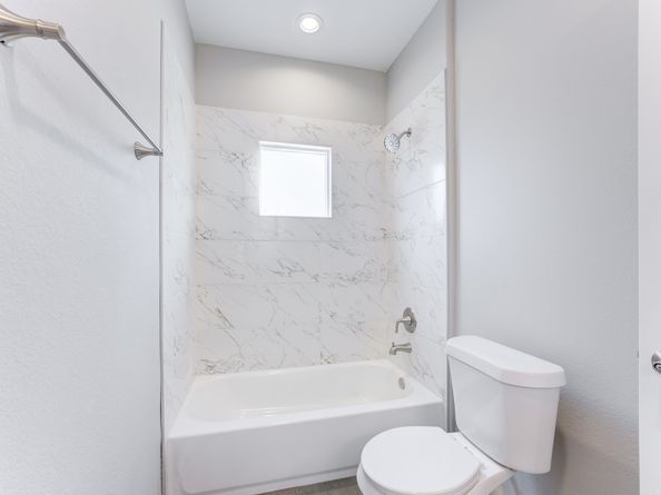 142 Calloway Street, Houston TX 77029