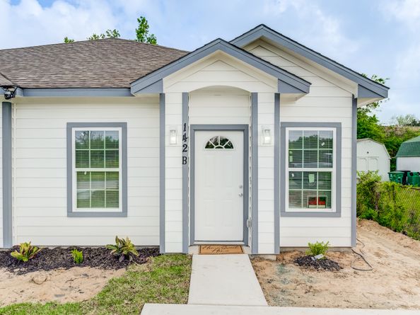 142 Calloway Street, Houston TX 77029