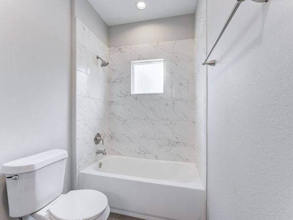 142 Calloway Street, Houston TX 77029