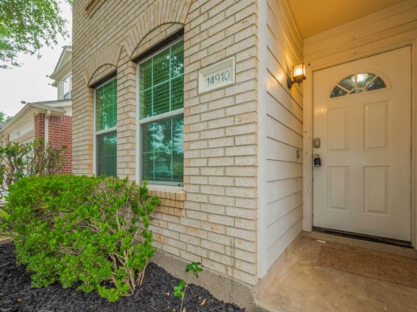 14910 Sugar Crystal Court, Sugar Land TX 77498