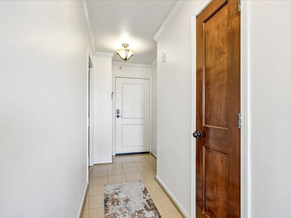 3525 Sage Road 1010, Houston TX 77056
