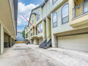 2503 Dallas Street