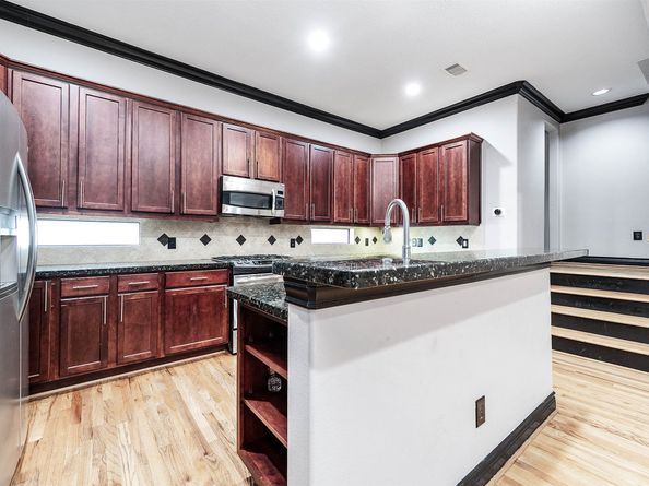 2503 Dallas Street, Houston TX 77003