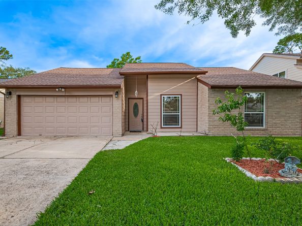 16951 Nicole Lane, Houston TX 77084