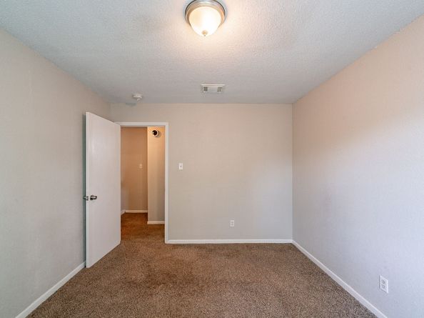 7631 Southmeadow Drive, Houston TX 77071