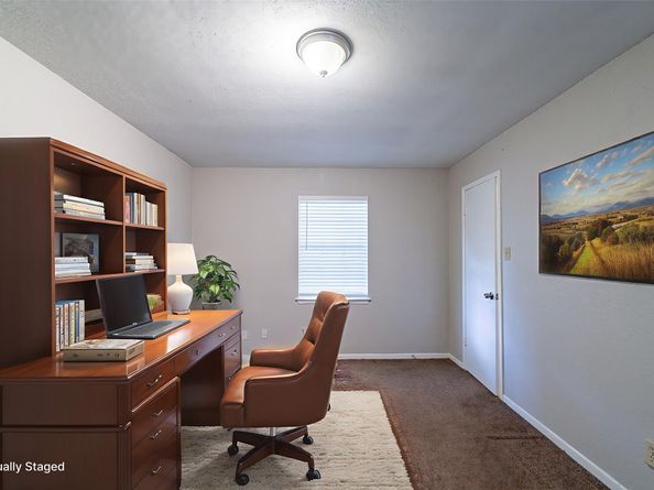 7631 Southmeadow Drive, Houston TX 77071