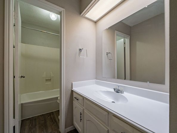 7631 Southmeadow Drive, Houston TX 77071