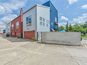 2605 Calumet Street 30, Houston TX 77004