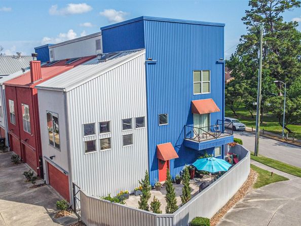 2605 Calumet Street 30, Houston TX 77004